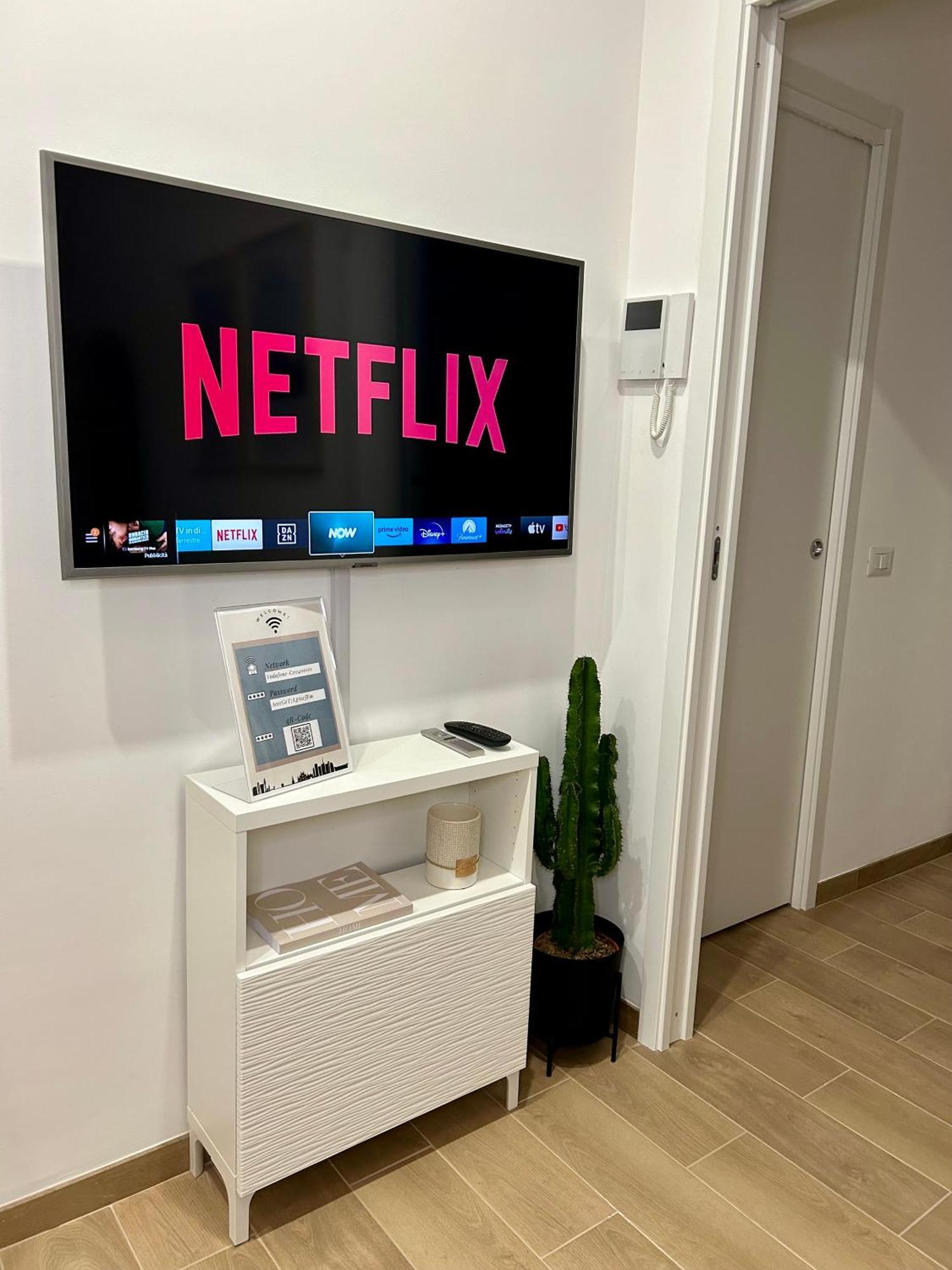 Navigli-Bocconi - Peque Home, Wi-Fi Milano Dış mekan fotoğraf