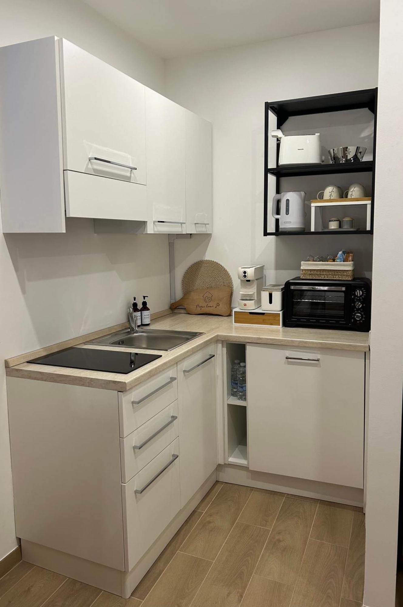 Navigli-Bocconi - Peque Home, Wi-Fi Milano Dış mekan fotoğraf